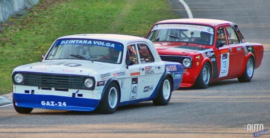 Vislielākās skatītāju ovācijas izpelnījās leģendārais autosportists, četrkārtējais PSRS vicečempions un četrkārtējais „Dzintara Volga” sacensību uzvarētājs Valdis Belmers, kurš arī 68 gadu vecumā turpina demonstrēt savu nevīstošo meistarību. 