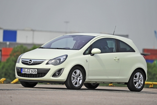 10.vieta (6): Opel Corsa - 55.747 reģistrācijas, mīnus 20,5 procenti.