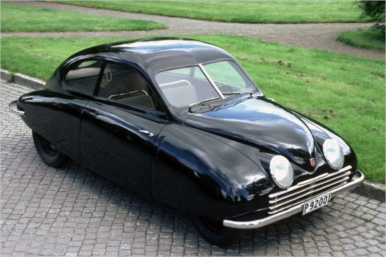 Saab vēsture sākās 1947.gadā ar prototipu 92001