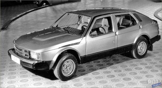 Nesanāca arī it kā modernākais fāstbeks ar šifrēto nosaukumu Moskvič S1 un labi, ka tā. Doma izveidot slīpu bagāžnieka aizmuguri ar atsevišķu vāku nebija slikta, arī perspektīvais 1,7 litru 63 kW dzinējs šķita cerīgs, taču kopā šis konceptkārs izskatījās vājprātīgi.