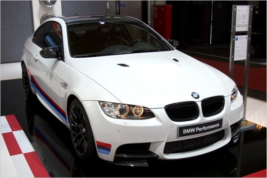 BMW M3 Performance. Minheniešu pašu gatavotais uzlabojumu komplekts 420 ZS M3 kupejai maksā 10 720 eiro. Eksterjera vizuālais akcents likts uz M modeļiem raksturīgajām trīskrāsu svītrām, Y dizaina riteņu diskiem un karbona aplikācijām (spoguļi, spoileris).