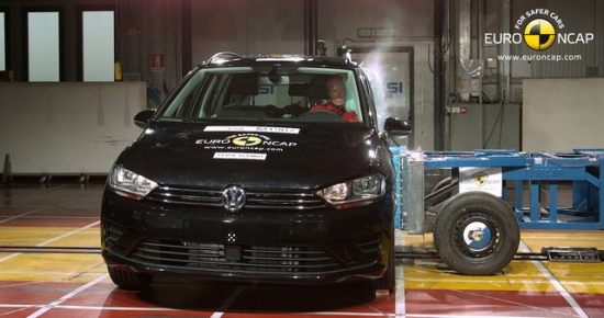 VW Golf Sportvan EuroNCAP testos