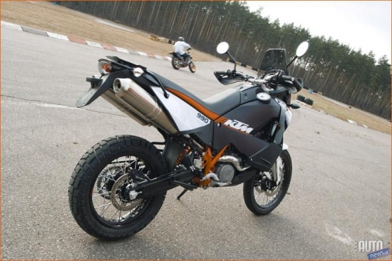 "KTM 990 ADVENTURE R"  Foto: Kaspars Bergmanis, "AutoInfo" 
