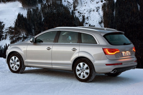 Audi Q7 pirmās paaudzes modelis