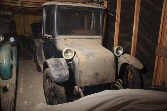 1923 Milburn Electric Model 27L