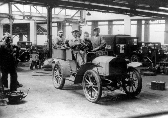Opel Motorwagen 10/12 ZS, 1902.gads