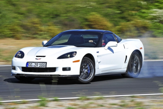 Topmodelis ZR-1 spēja vēl vairāk – kompresors tā jaudu palielināja līdz 650 ZS