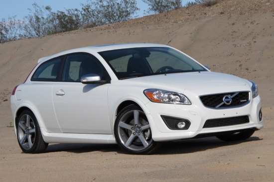 Volvo C30 - 2012.gadā pārdoti 2827 eksemplāri.
