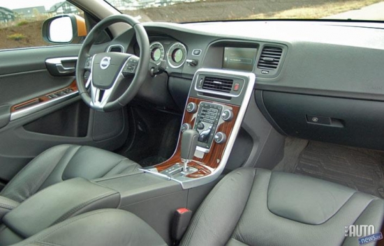 Volvo s60 salons