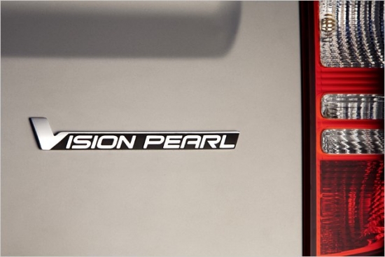 Mercedes-Benz Viano Vision Pearl tirgū nonāks 2012.gada pavasarī.