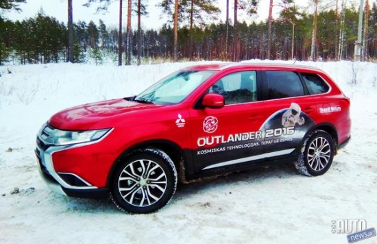 „Mitsubishi Outlander” 