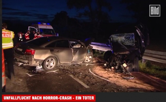Deformētajā Volkswagen tika iespiesti divi cilvēki