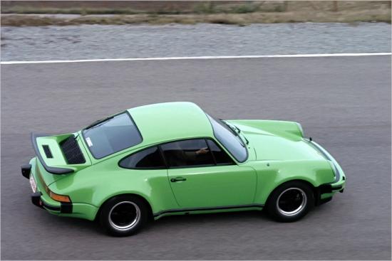 Porsche 911 Turbo 3.0 Coupe 1975.gads