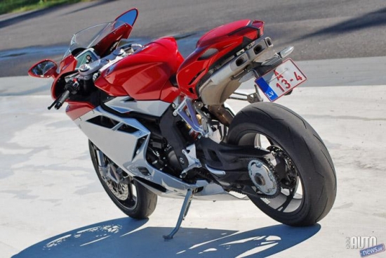  „MV Agusta F4 1000”