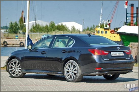 „Lexus GS 300h” degustācija