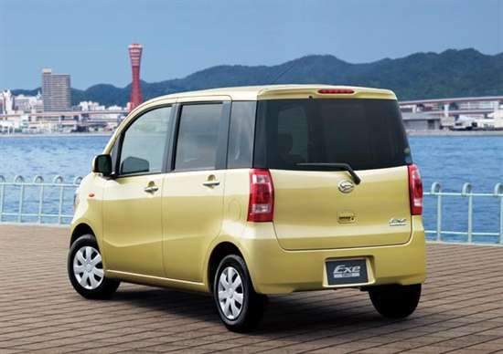 8.vieta - Daihatsu Tanto (135 700)