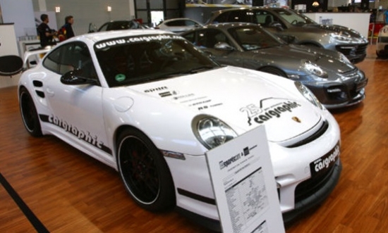 Cargraphic 997 Turbo GTR RSC 3.6 ir viena no daudzajām, kuplā skaitā pārstāvētajām Porsche. Motora jauda – 687 ZS, griezes moments – 898 Nm, 0-100 km/h – 3 sekundes.