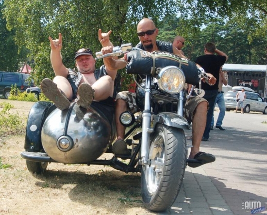 Kad grūti ir noturēt līdzsvaru ir "blaķene"...